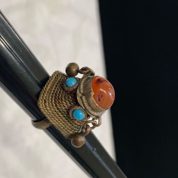 Antique Amber And Turquoise Brass Dome Ring - Picture 14 of 16